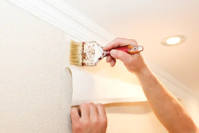Pose de papier peint à Crespinet — revêtements muraux et toiles de verre